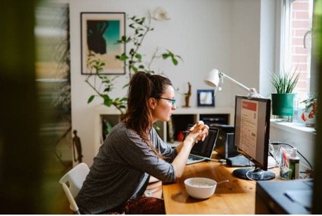 What Is a Digital Nomad? A Simple Guide