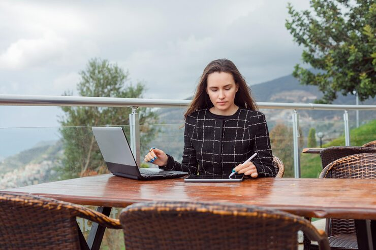 How to Start Working Remotely From Anywhere